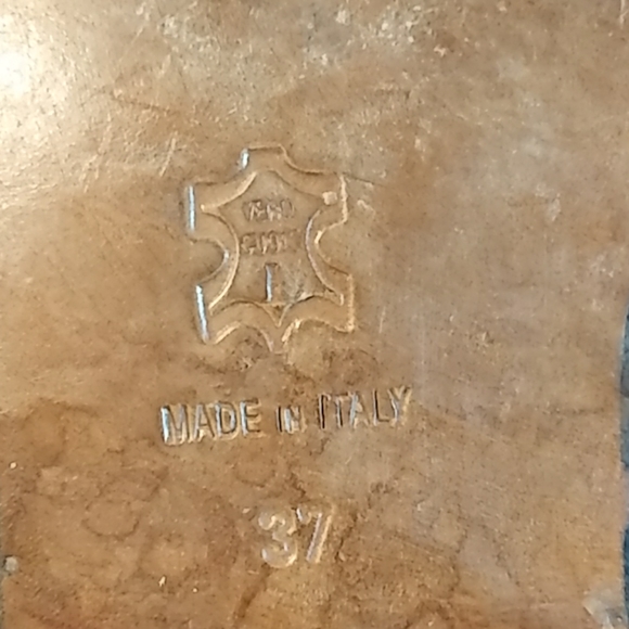 Giorgio Armani Suede Brown Italian Loafers Sz. 7 - Picture 6 of 6